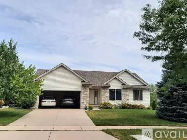 Main picture of 9426 Eagle Nest Ln