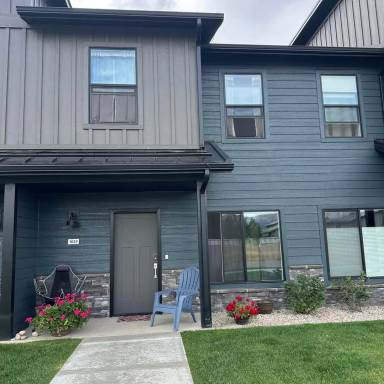 Main picture of 1629 Grinnell Way