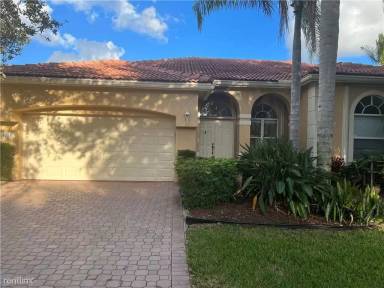 Main picture of 5267 NW 102nd Ave