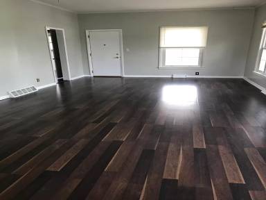 Main picture of 214 Jackson St