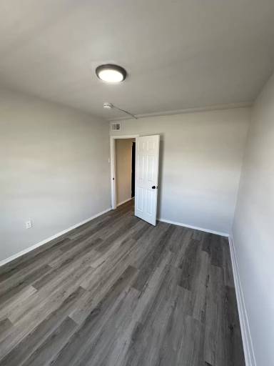 Main picture of 1834 W Virginia Ave NE