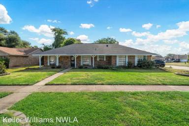 Main picture of 4933 General Rusk Dr