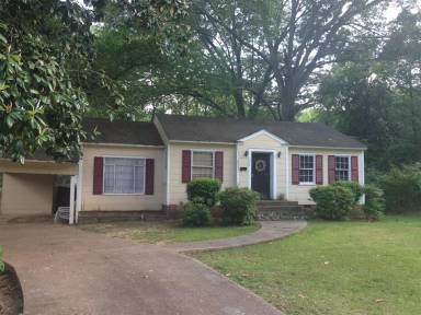Main picture of 639 Robinhood Rd