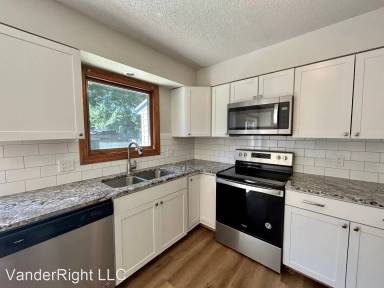 Main picture of 6605 W 53rd St