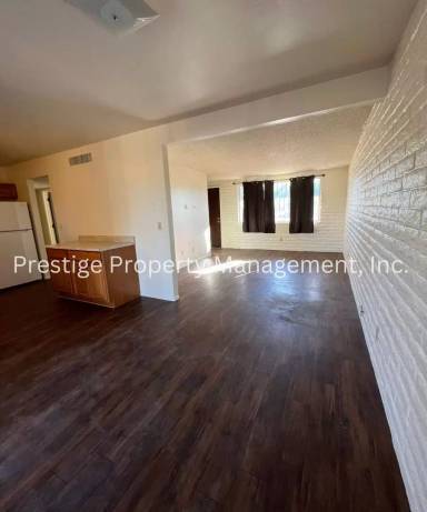 Main picture of 3470 S Pantano Rd