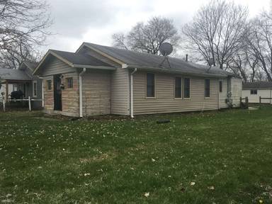 Main picture of 2172 N Bosart Ave