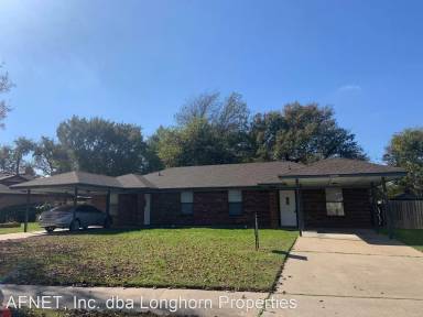 Main picture of 2709 Schulze Dr