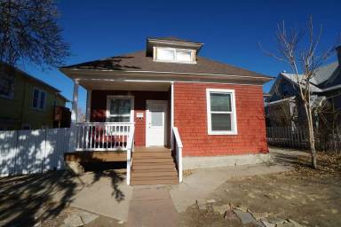 Main picture of 808 E Kiowa St