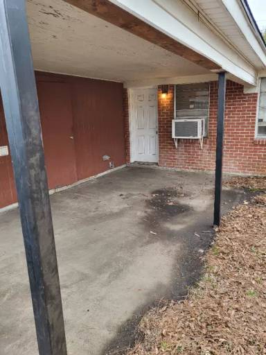 Main picture of 200 Filhiol Ave
