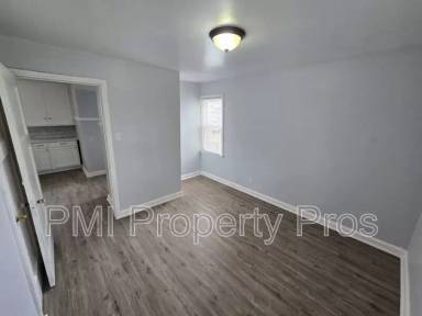 Main picture of 3895 N Dr William Finlayson St