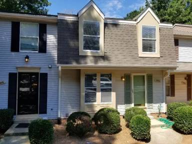 Main picture of 1804 Sara Ln
