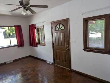 Main picture of 118 Niles Ave