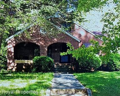 Main picture of 102 N Race St