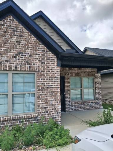 Main picture of 842 Ridgewood Dr