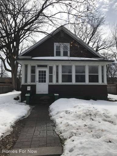 Main picture of 1044 Saint Clair Ave