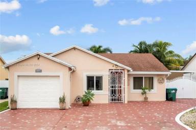 Main picture of 13418 SW 112th Pl