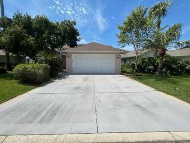 Main picture of 625 Nautical Way