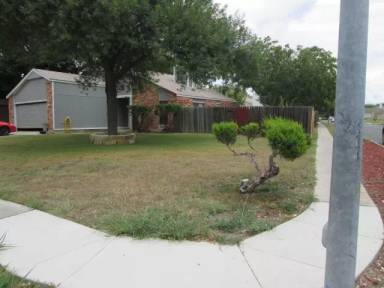 Main picture of 13202 Larkwalk St
