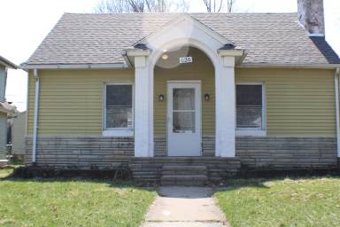 Main picture of 626 E Fairview Ave