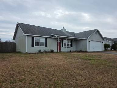 Main picture of 425 Dion Dr