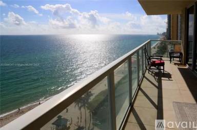 Main picture of La Perla Condo
