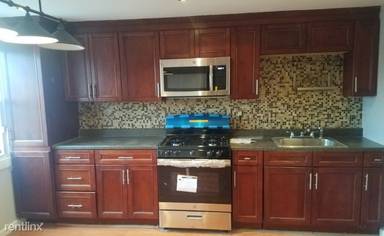 Main picture of 256 Princeton Ave