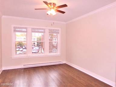 Main picture of 646 W Roscoe St