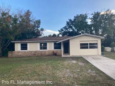 Main picture of 236 E Holly Dr