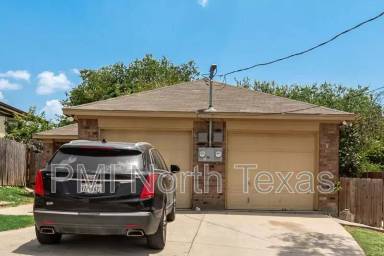 Main picture of 3008 Prairie Ave