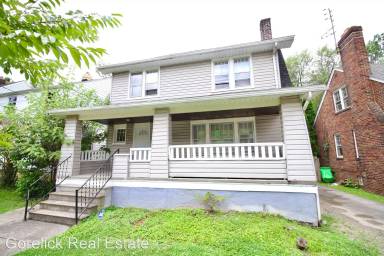 Main picture of 1372 S Belvoir Blvd
