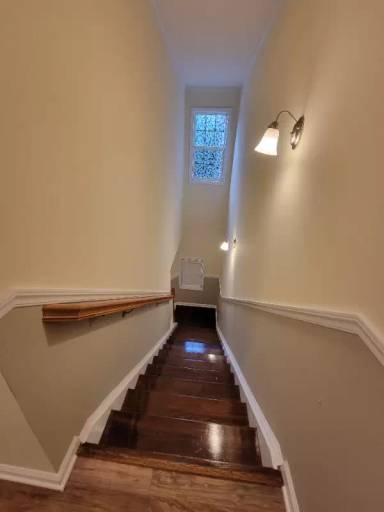 Main picture of 65 Granite Way