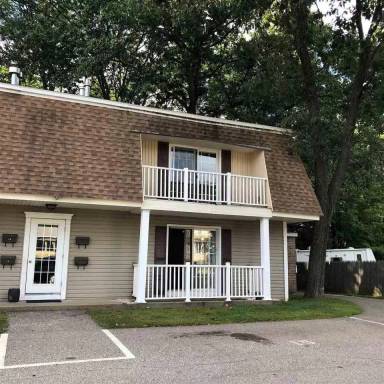 Main picture of 4 Deer St