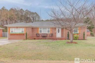 Main picture of 821 Colony Manor Rd