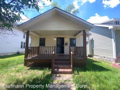 Main picture of 3122 Oliver St