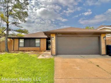 Main picture of 520 SW 133rd St