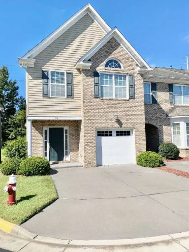 Main picture of 24 Rutland Dr