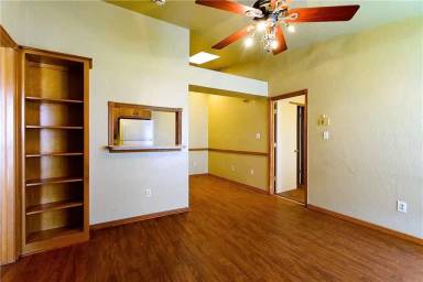 Main picture of 1000 Rambling Oaks - 12