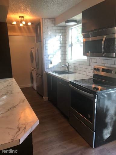 Main picture of 4327 W Grover St