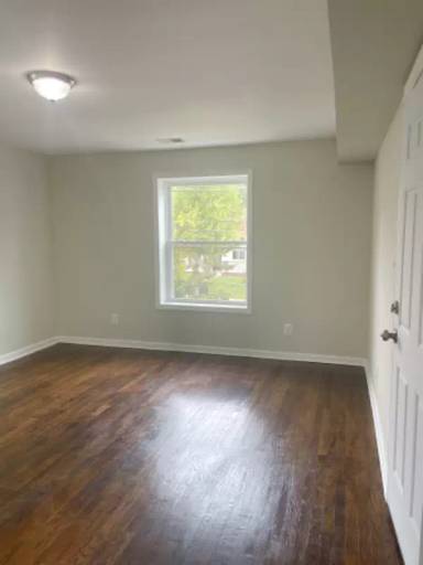 Main picture of 3035 30th St SE
