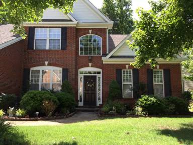 Main picture of 15 Saybrook Rd