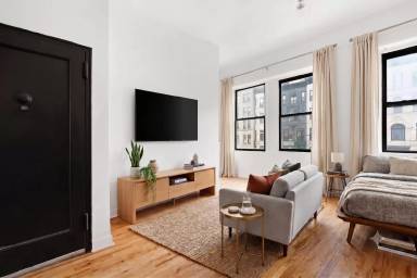 Main picture of 735 Saint Nicholas Ave