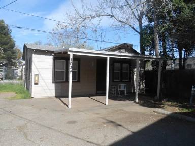 Main picture of 1034 State St