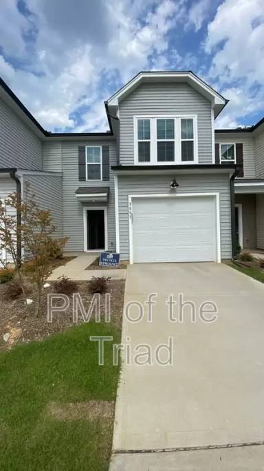 Main picture of 3003 Mackay Pointe Ln