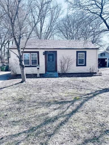 Main picture of 6401 47th Ave N