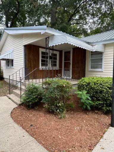 Main picture of 3303 Cherokee Ave