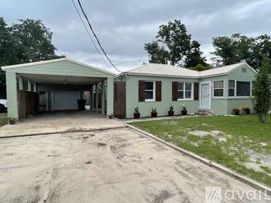 Main picture of 1608 W 10th Ct