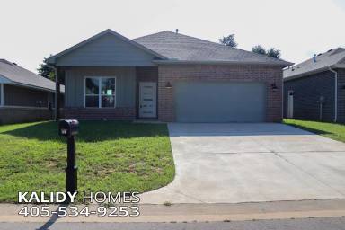 Main picture of 421 Remington Ave