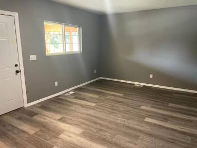 Main picture of 320 N Ash St