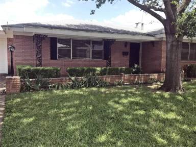 Main picture of 1124 Harrison Ln
