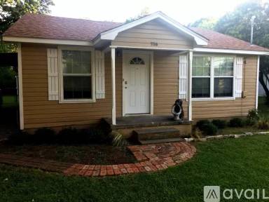 Main picture of 756 N Barton St